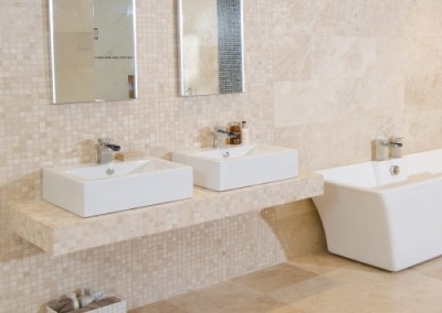 Travertine bathroom tiles
